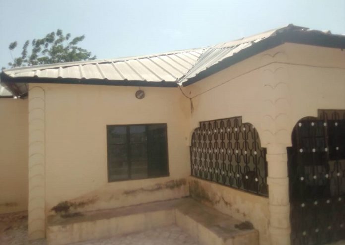 VP's Kaur compound
