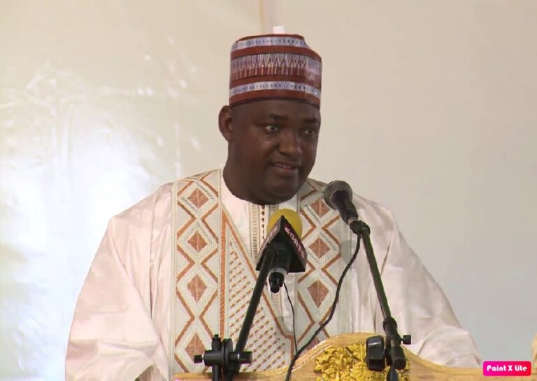 Barrow promises 6 new health centers, 200 Cuban doctors