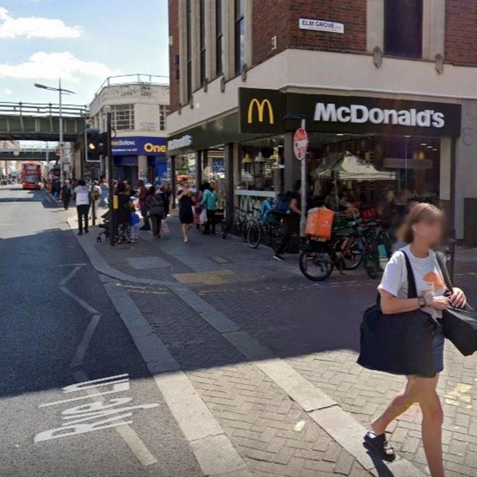 1_Killer-went-on-run-in-wig-with-fake-passport-from-his-mum-after-McDonalds-stabbing