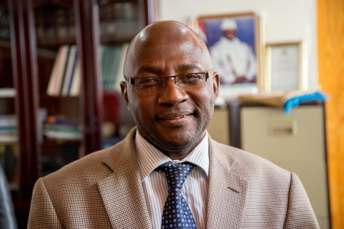 Banjul 29 Avril 2014 Momodou Lamin BAH, Directeur National du Tresor