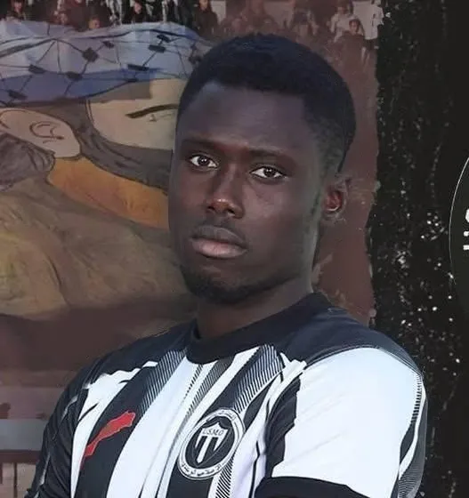 Senegalese midfielder Issa Ndiaye