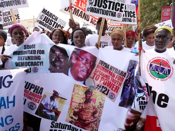 Gambia_demonstration-Jammeh-victims_@Romains-Chanson-AFP